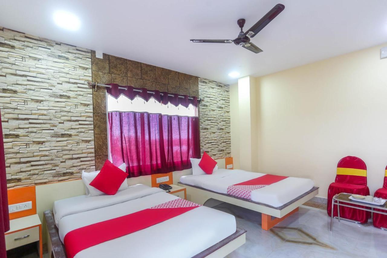 Oyo 60771 New Puri Hotel Exterior photo