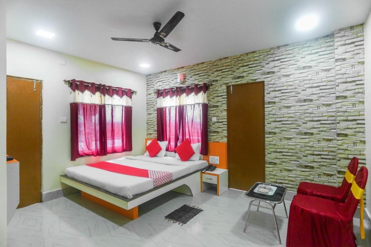 Oyo 60771 New Puri Hotel Exterior photo